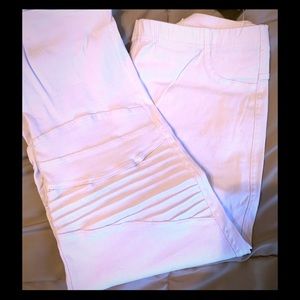 Fit like XL. White Moto Capri Jegging. NWT